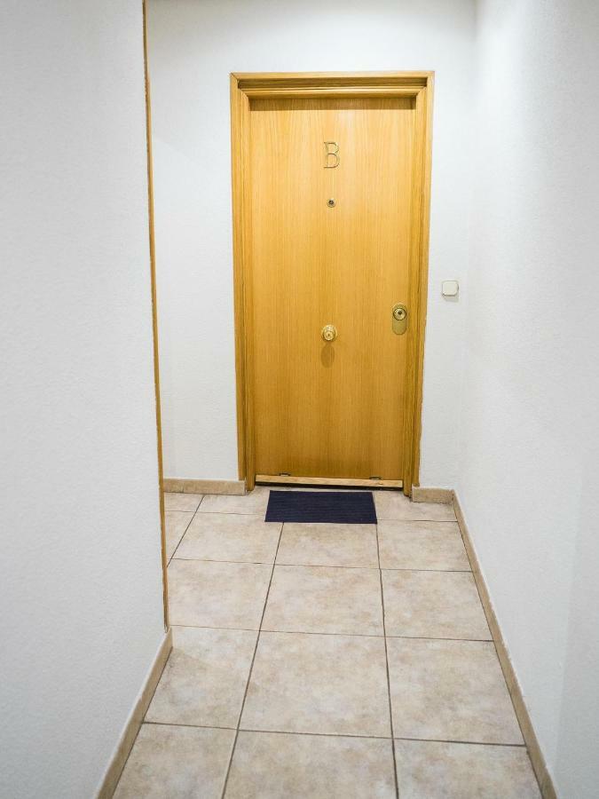 דירות Piso Moderno Centro מדריד מראה חיצוני תמונה